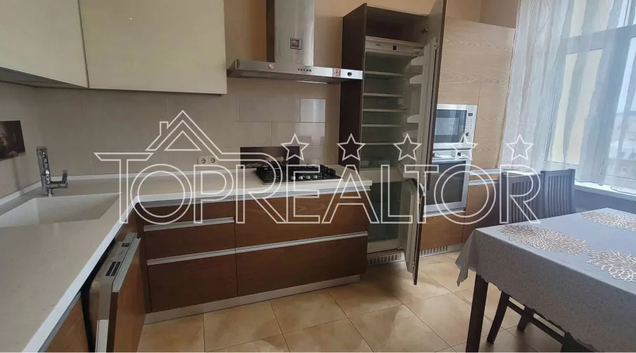 Продам 2-кімнатну квартиру з підземним паркінгом  в ЖК Садиба Чернишова | Toprealtor