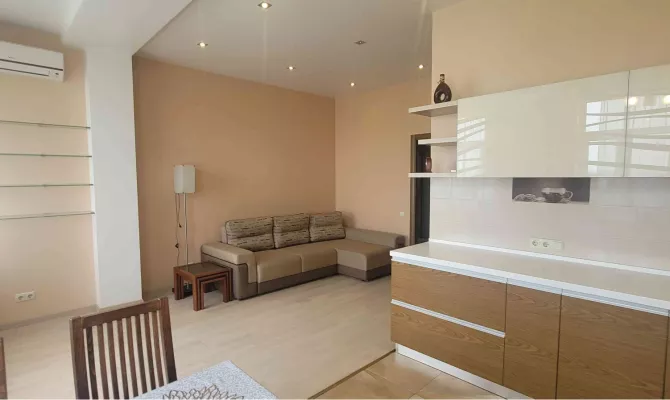 Продам 2-кімнатну квартиру з підземним паркінгом  в ЖК Садиба Чернишова | Toprealtor