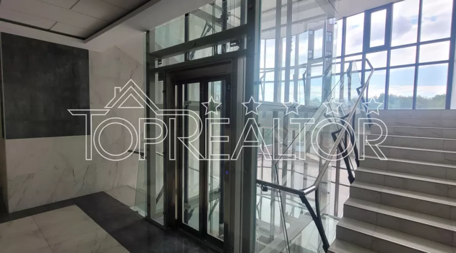 Продам 3-кімнатну квартиру в ЖК Фаворит | Toprealtor