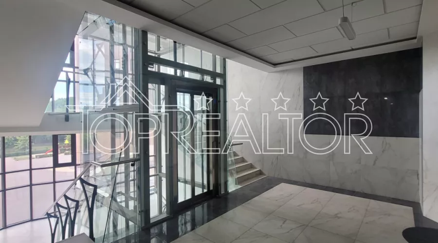 Продам 3-кімнатну квартиру в ЖК Фаворит | Toprealtor