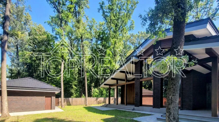 Продаж нового будинку у стилі шалє у Парк Хаус | Toprealtor