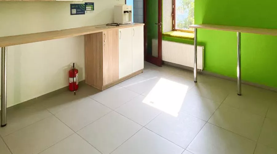 Продам 3-поверховий бізнесцентр на вул.Короленко | Toprealtor