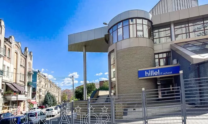 Продам 3-поверховий бізнесцентр на вул.Короленко | Toprealtor