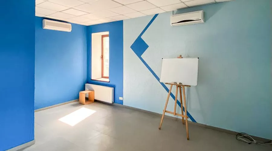 Продам 3-поверховий бізнесцентр на вул.Короленко | Toprealtor