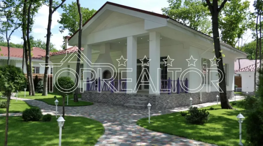 Продам котедж в селищі Лісному | Toprealtor
