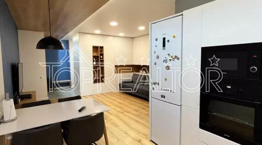 Продаю 2-кімнатну квартиру-студію площею 90 м2 в ЖК Дует | Toprealtor