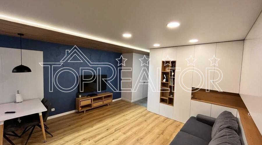 Продаю 2-кімнатну квартиру-студію площею 90 м2 в ЖК Дует | Toprealtor