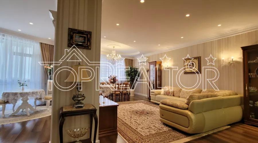 Продам 3-кімн. студійну квартиру на вул. Культури 22-Б | Toprealtor