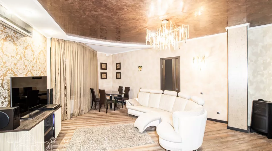 Продам 4-кімн. квартиру по вулиці Свободи 36А | Toprealtor