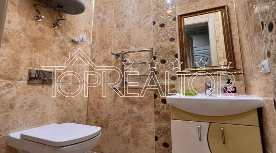 Продається 3-кімнатна квартира в ЖК Будинок на Набережній | Toprealtor
