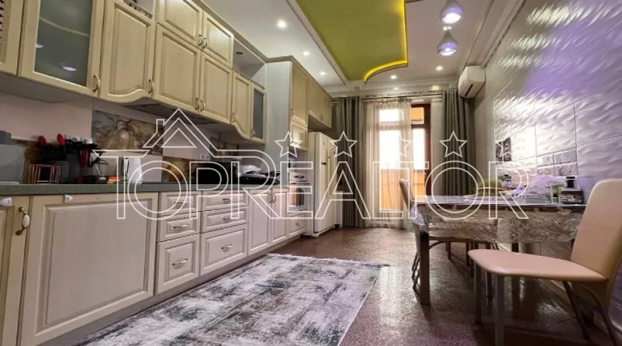 Продається 3-кімнатна квартира в ЖК Будинок на Набережній | Toprealtor