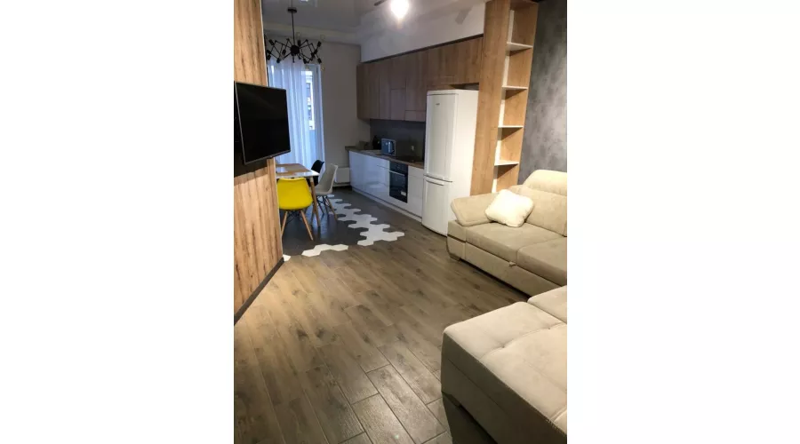 Продам 2-х кімнатну квартиру в ЖК Аксіома | Toprealtor