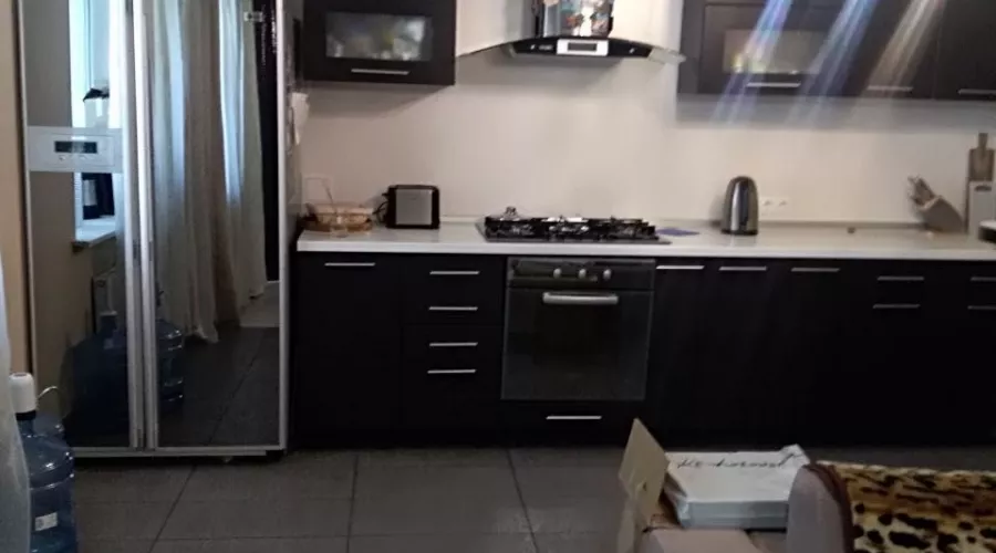 Продам 2-х кімнатну квартиру в ЖК на вулиці Сухумській 24 | Toprealtor