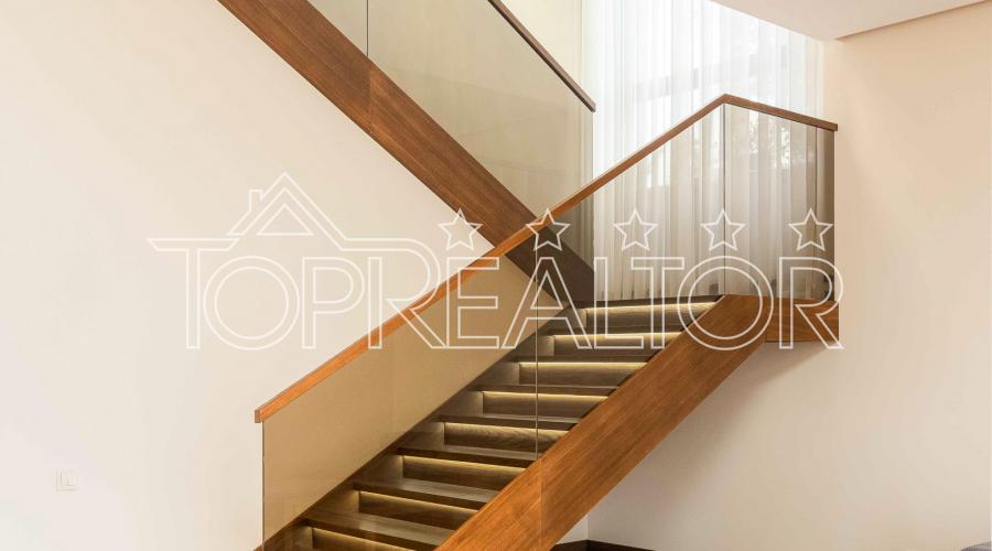 Продам сучасний 2-поверховий котедж на Павловому Полі | Toprealtor