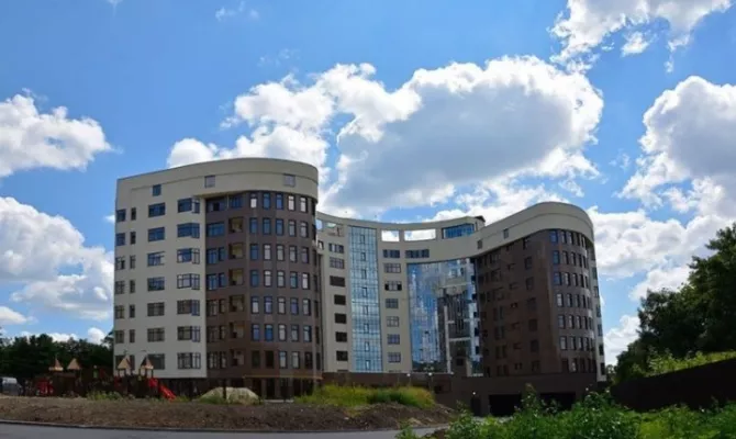 Продається 4-кімнатна квартира в ЖК Фаворит | Toprealtor