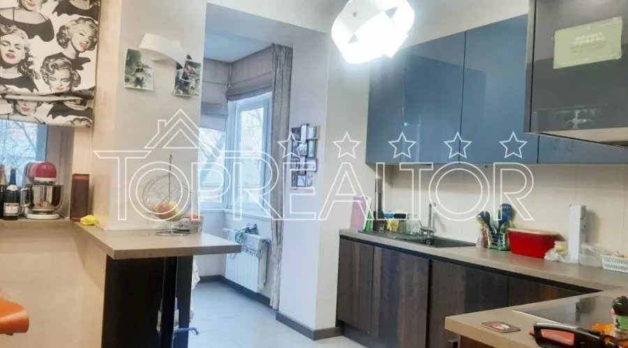 Продам 5-кімнатну квартиру в центрі міста, вул. Чернишевська 95 | Toprealtor