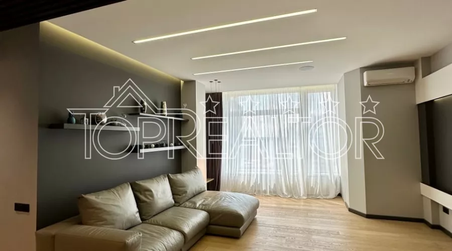 Продається затишна 3-кімнатна квартира-студія в будинку за адресою вул. Культури 22-В. | Toprealtor