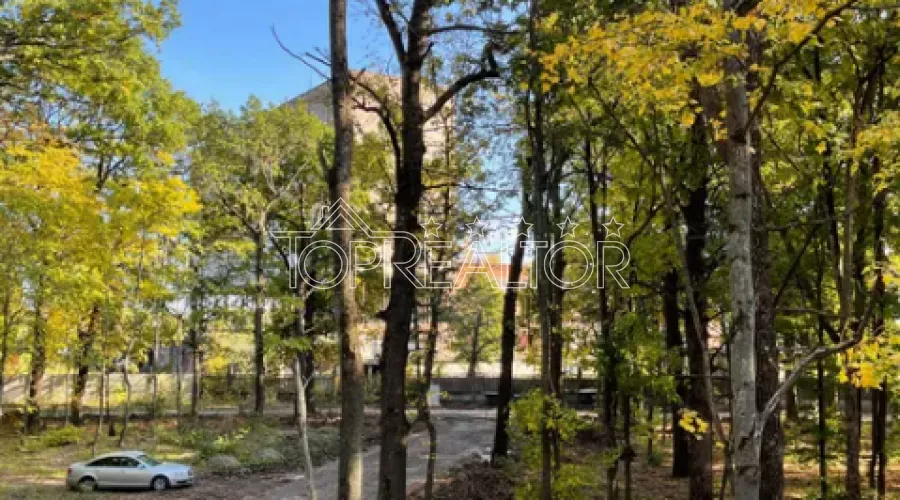 Продам ділянку 20 соток в селищі Форест | Toprealtor