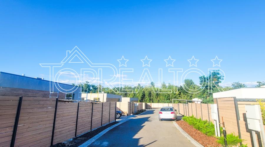 Продам небольшой жилой дом-бунгало в пос. Лесное. Без комиссии. | Toprealtor