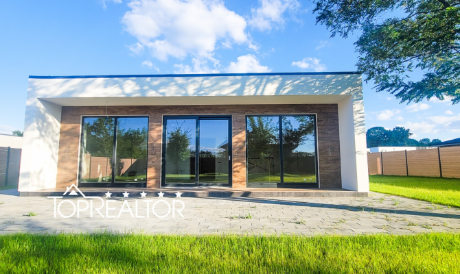 Продам небольшой жилой дом-бунгало в пос. Лесное. Без комиссии. | Toprealtor