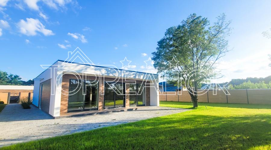 Продам небольшой жилой дом-бунгало в пос. Лесное. Без комиссии. | Toprealtor