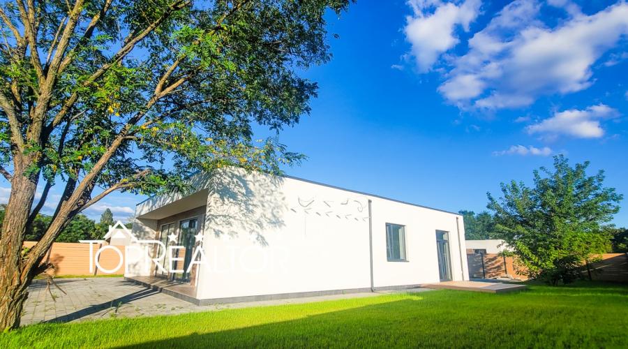 Продам небольшой жилой дом-бунгало в пос. Лесное. Без комиссии. | Toprealtor