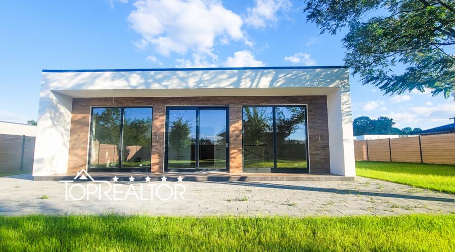 Продам небольшой жилой дом-бунгало в пос. Лесное. Без комиссии. | Toprealtor