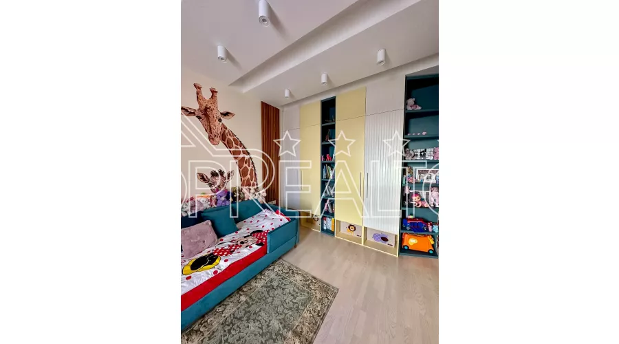 Продам 3-кімн. студійну квартиру в Будинку на набережній | Toprealtor