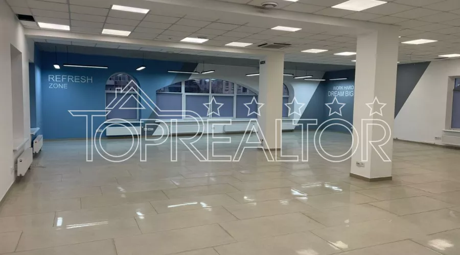 Сучасна 3-поверхова офісна будівля на вул. Громадянській в оренду 200 грн/кв.м | Toprealtor