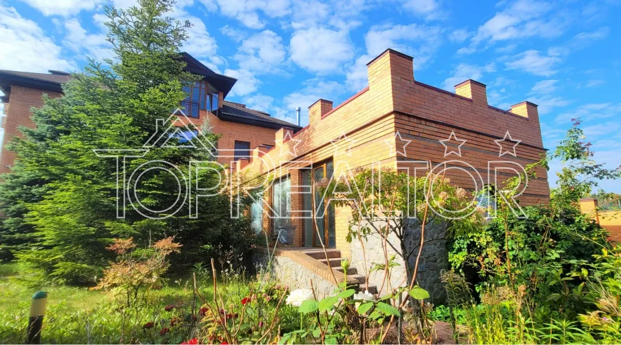 Продам житловий будинок в котеджному селищі | Toprealtor