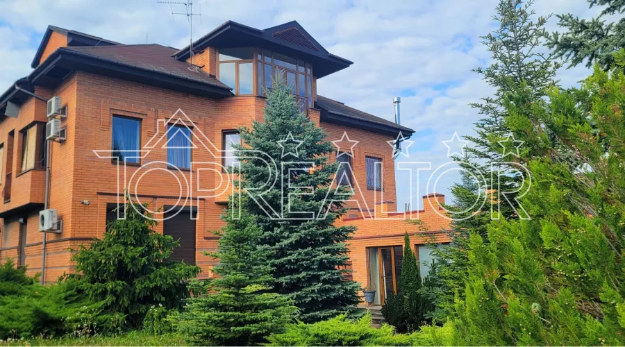 Продам житловий будинок в котеджному селищі | Toprealtor