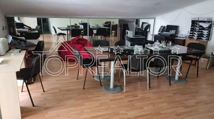 Продам окремо стоячу будівлю в центрі Харкова. | Toprealtor