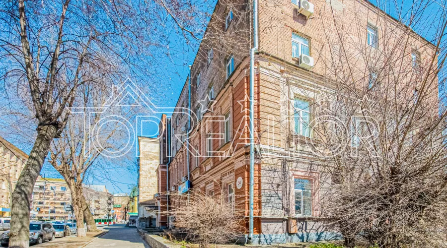 Продам здание под реконструкцию в центре | Toprealtor