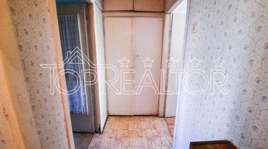 Продаётся 2-комнатная квартира на улице Героев Сталинграда 1/3 | Toprealtor