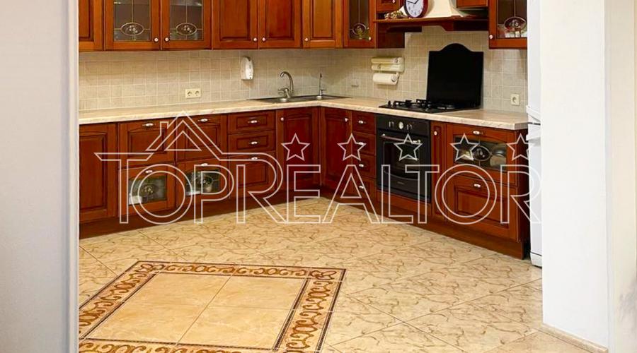Продам современный коттедж в Элитном | Toprealtor