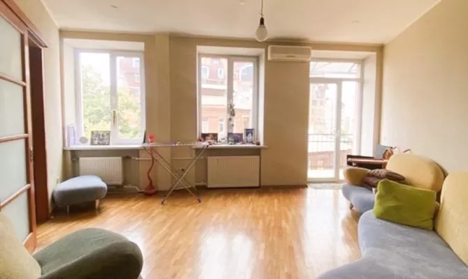 Алчевських 3! Сад Шевченка! Метро Університет! ТЕРМІНОВО! Продам 2-кімнатну квартиру | Toprealtor