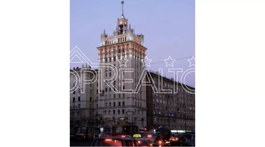 Продам 3 кімнатну квартиру площ. Конституції | Toprealtor