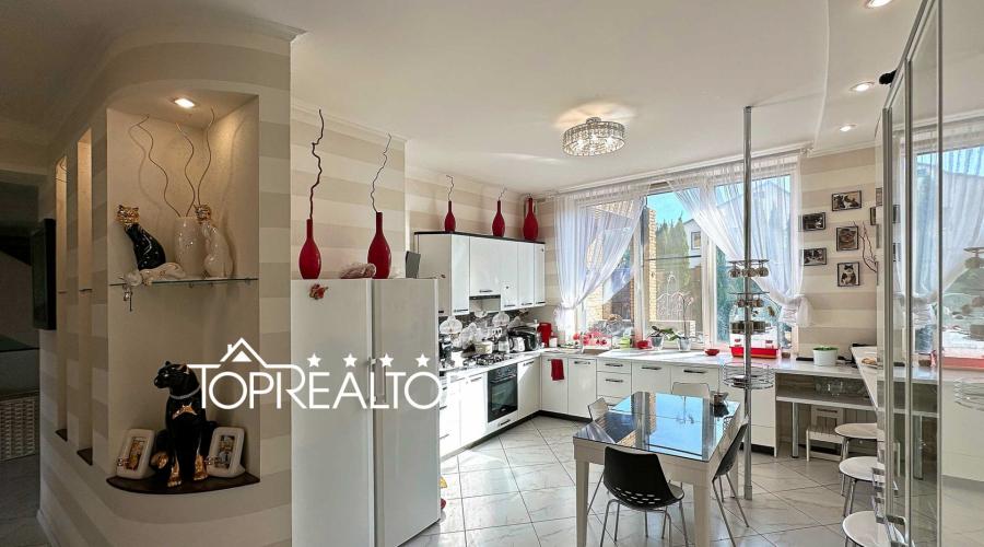  Продам дом VIP класса на берегу водохранилища в элитном п. Флоринка 1 | Toprealtor