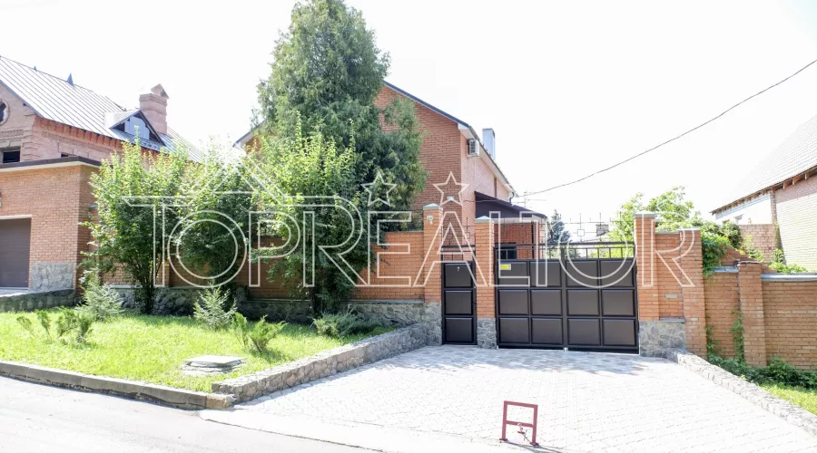 Будинок на тихій Шатиловській вулиці | Toprealtor