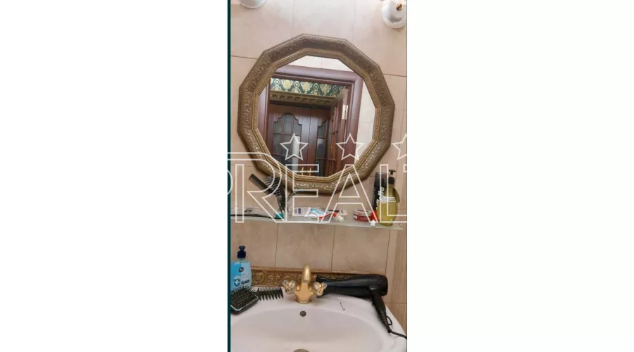 Продам 2-кімнатну квартиру м. Наукова | Toprealtor