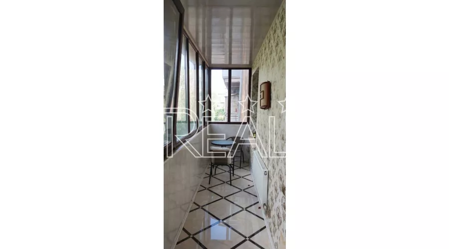 Продам 2-кімнатну квартиру м. Наукова | Toprealtor