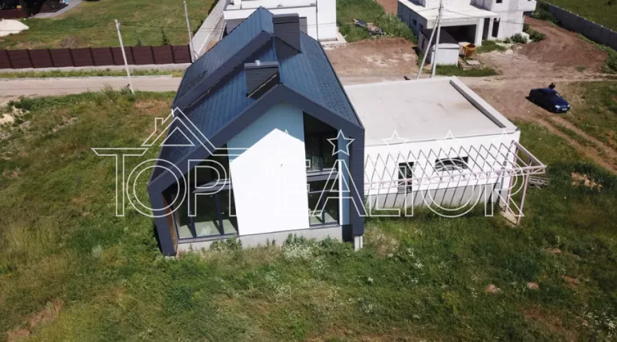 Продам будинок в селищі Лісне | Toprealtor