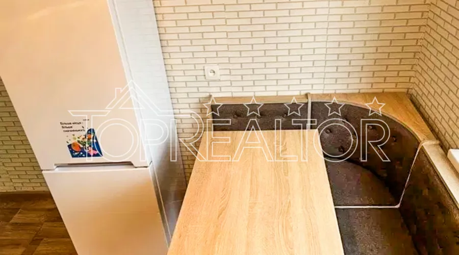 Продам 1-кімнатну квартиру на вул. Тракторобудівників 77. | Toprealtor