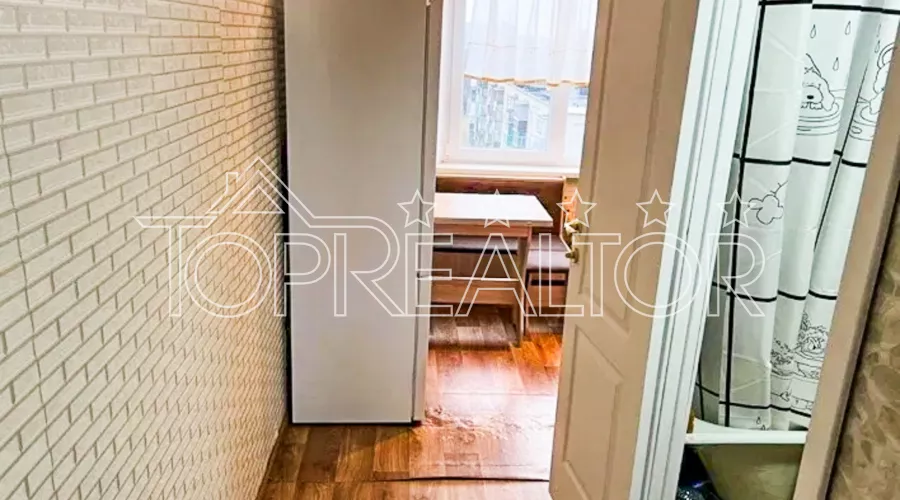 Продам 1-кімнатну квартиру на вул. Тракторобудівників 77. | Toprealtor