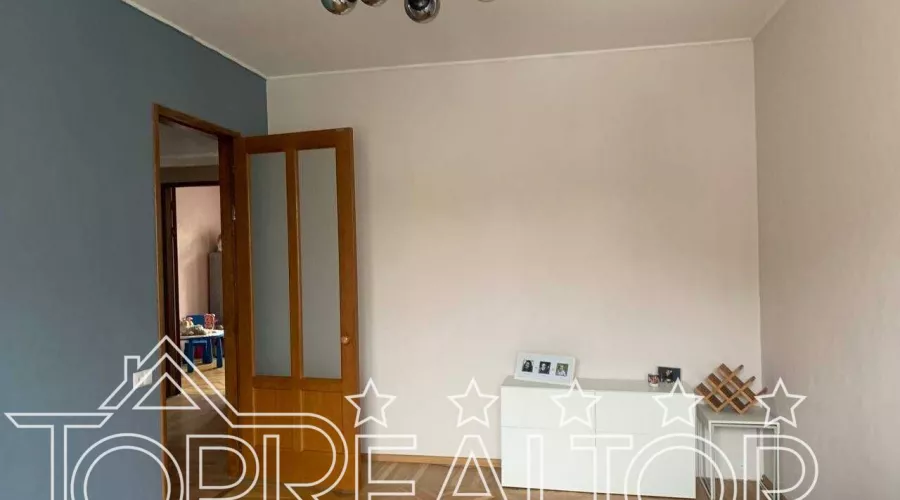 Продаж 3-кімнатної квартири в Центрі поруч із Садом Шевченка | Toprealtor