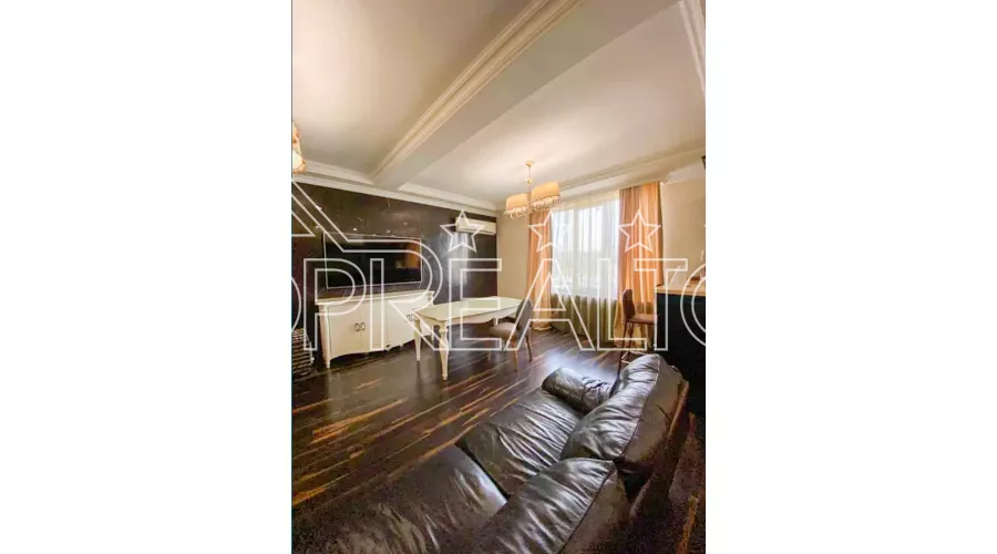 Продаж шикарної 4-кімн. квартири в ЖК Олімп | Toprealtor