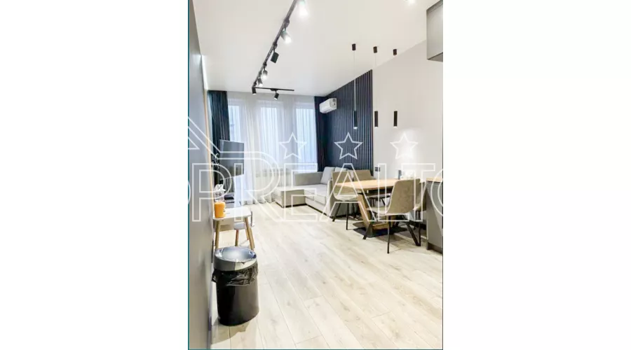 Продам 2к квартиру 78кв. м, в ЖК Павловський квартал.Центр | Toprealtor