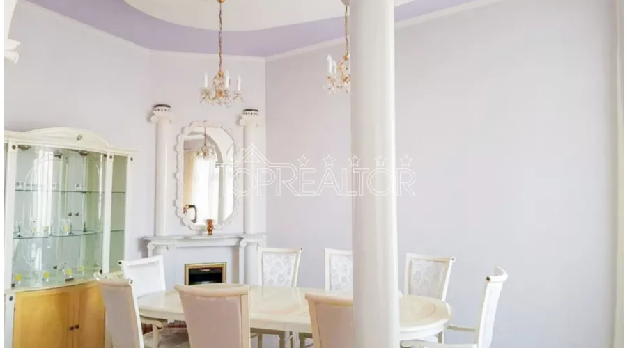 5-кімнатна квартира в центрі на Чернишевській 4 | Toprealtor