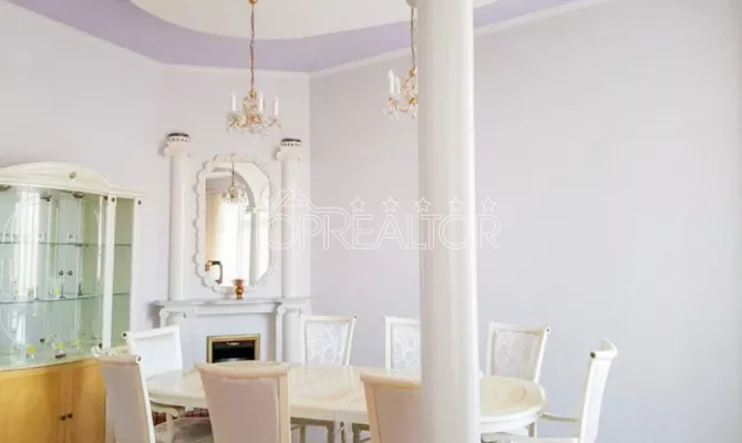 5-кімнатна квартира в центрі на Чернишевській 4 | Toprealtor