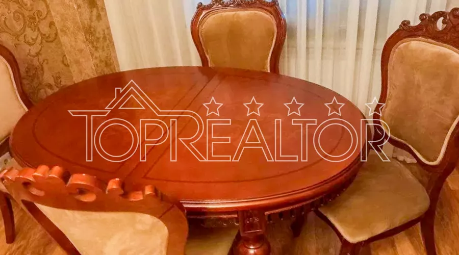 Продаж 3-кімнатної квартири по Конституції 20 | Toprealtor